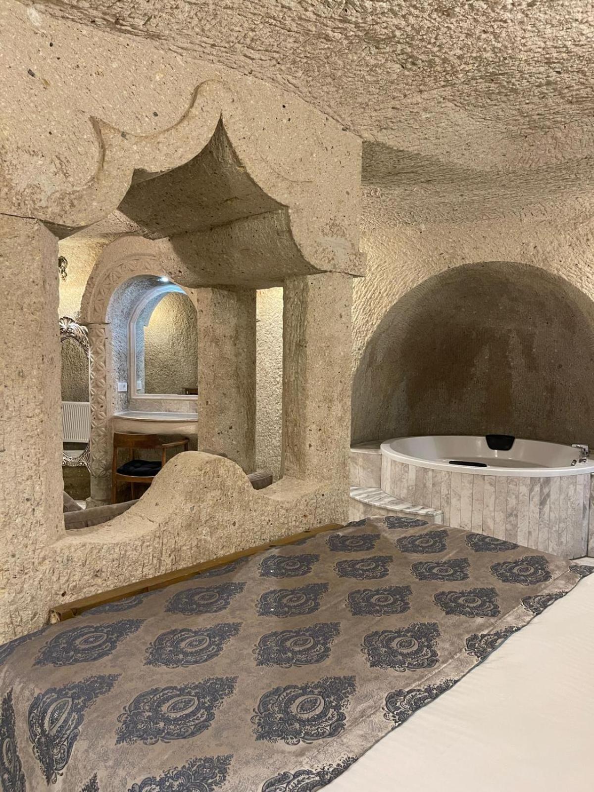 Cappadocia Empire Cave Hotel Göreme Kültér fotó